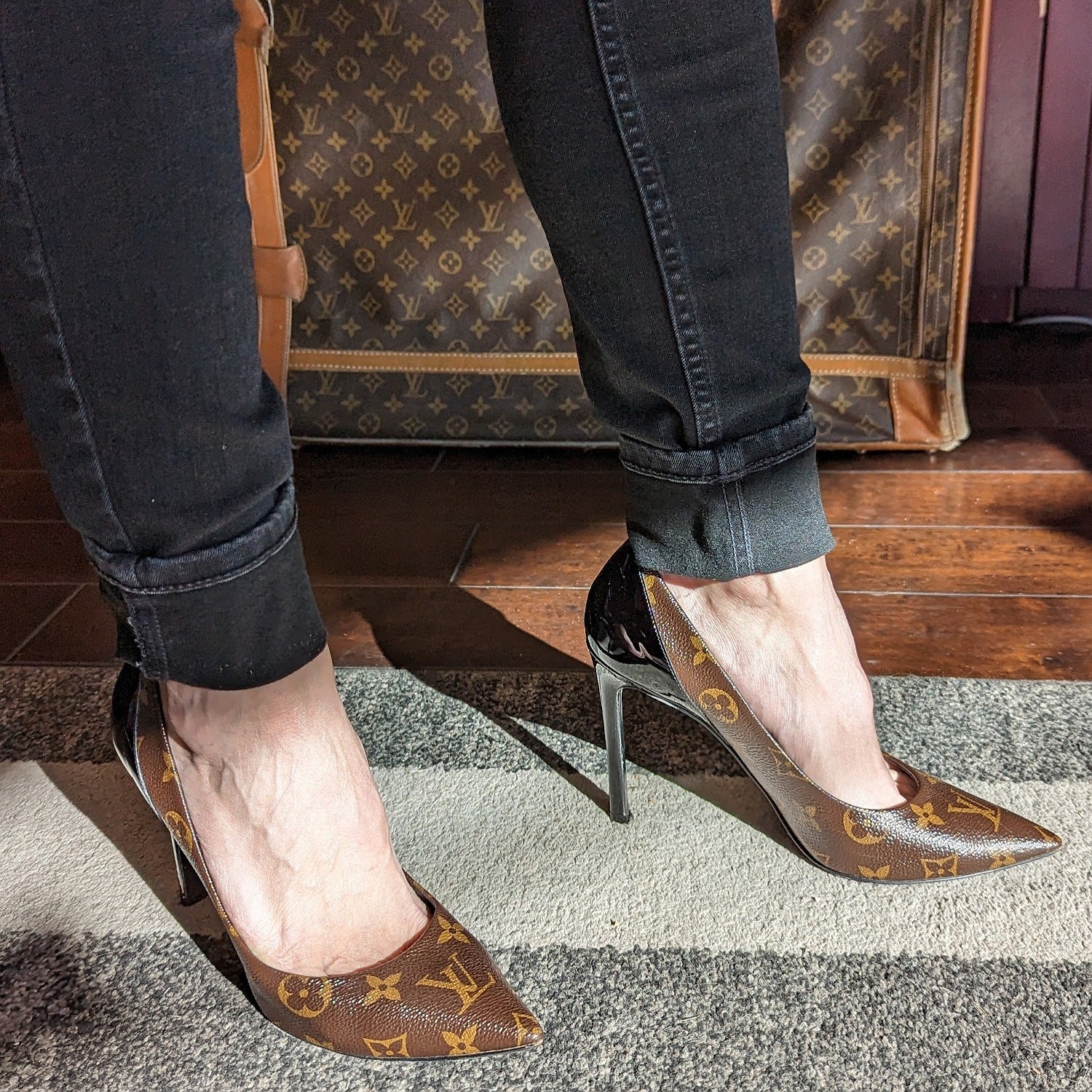 Louis Vuitton Monogram Cherie Pumps - Sz. 37.5