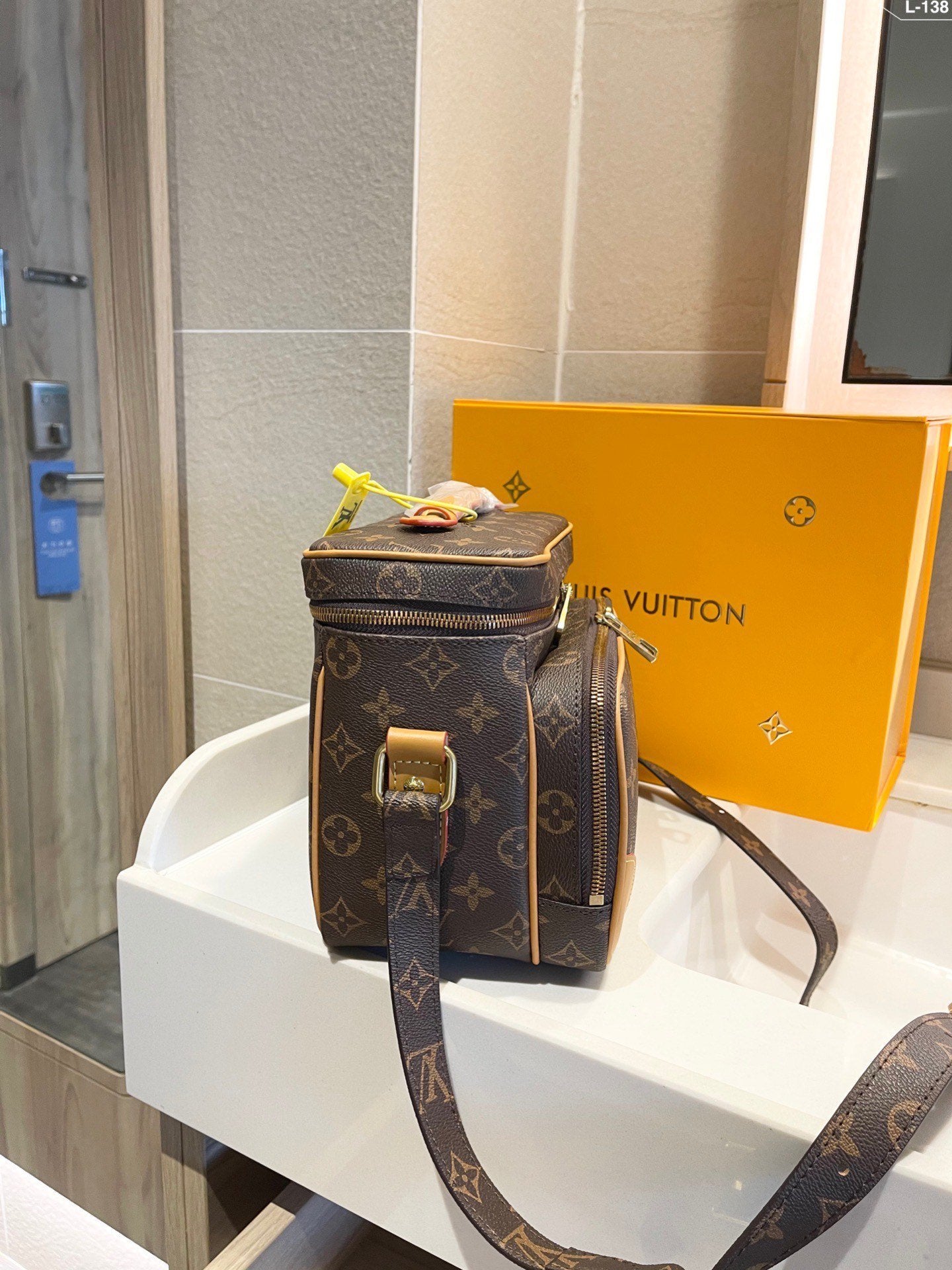 Designer Handbags louis vuitton 515