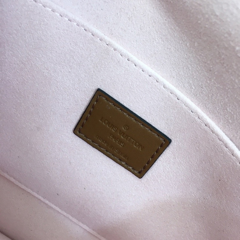 Louis Vuitton Luxury Bags 2060