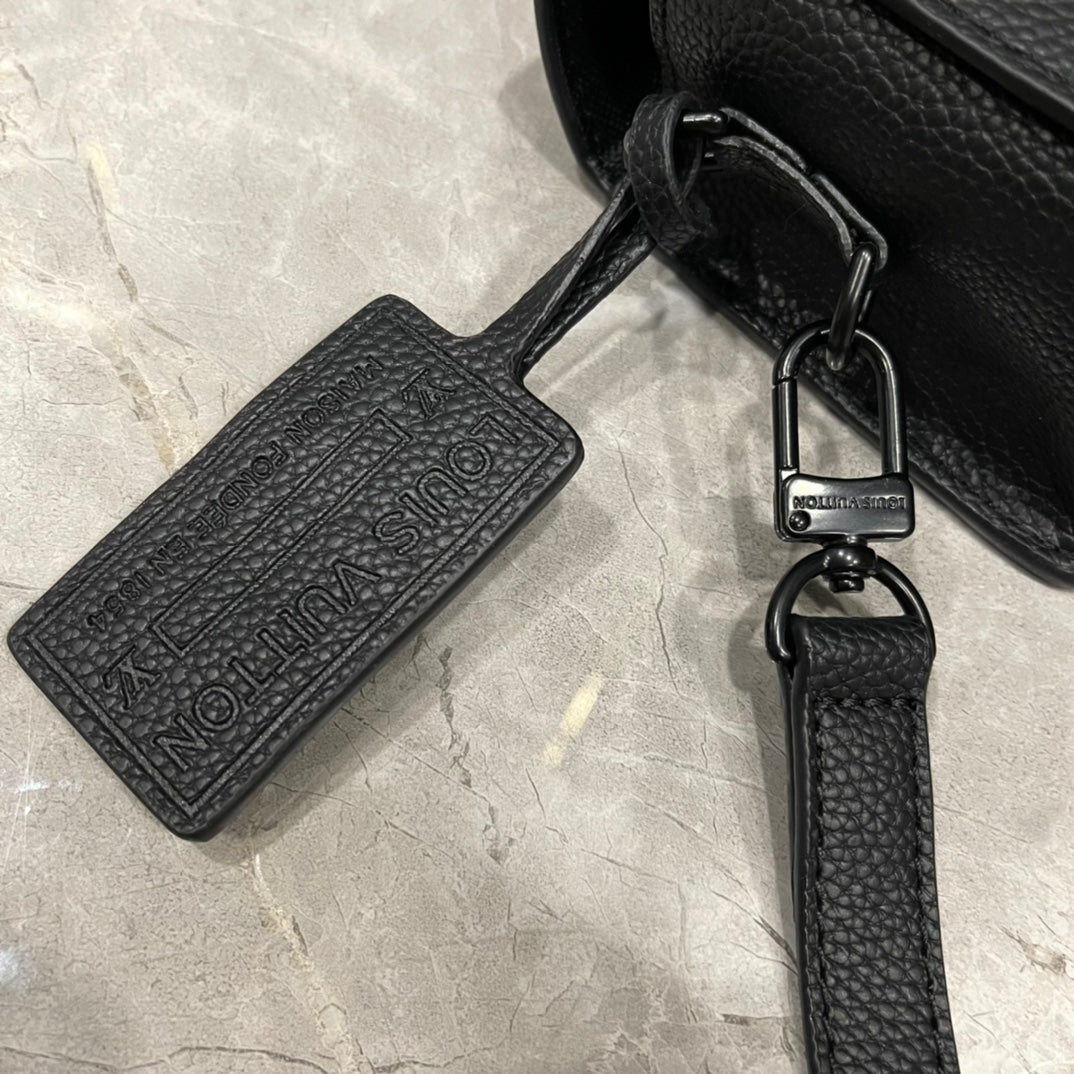 Luxury Bags Louis Vuitton  867