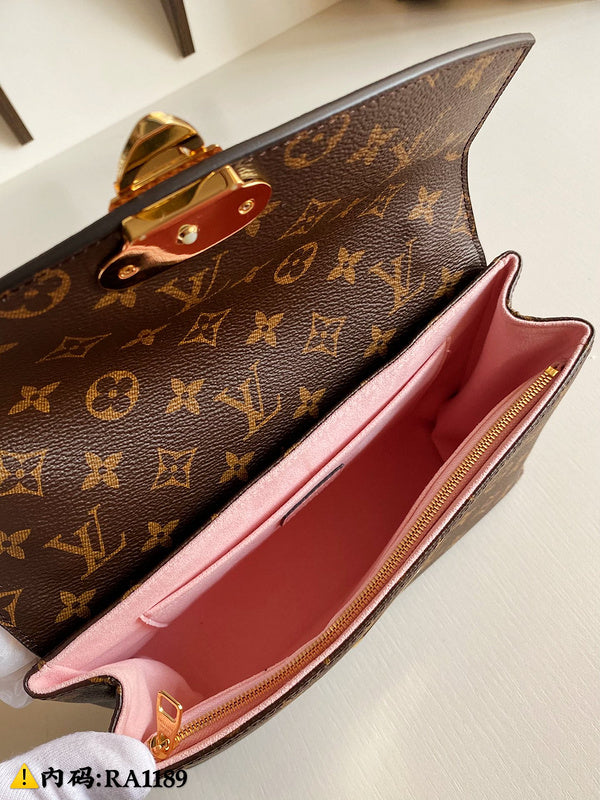 Louis Vuitton Luxury Bags 2641