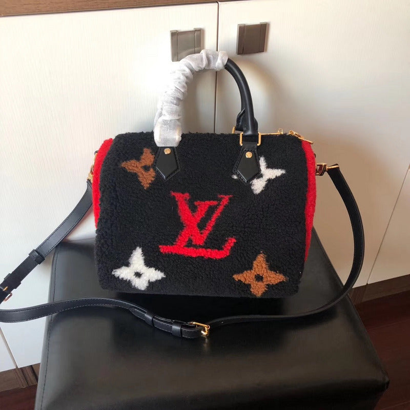 Louis Vuitton Luxury Bags 2659