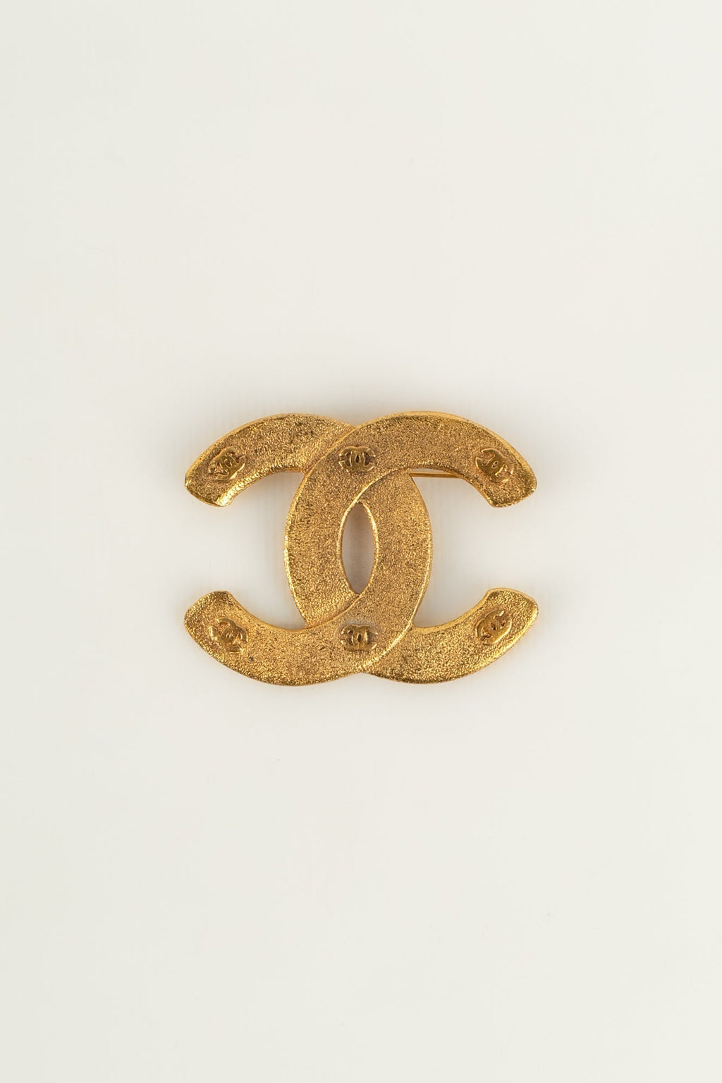 Broche cc Chanel
