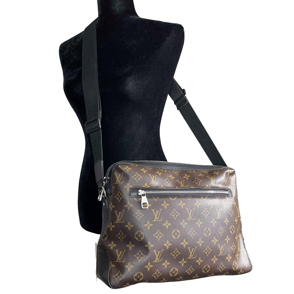 LOUIS VUITTON Monogram Macassar Torres Messenger Brown Handbag