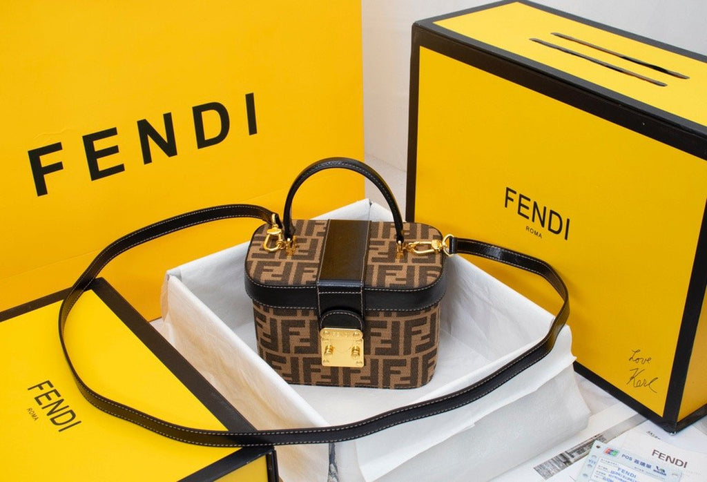 Designer Handbags Fendi 023