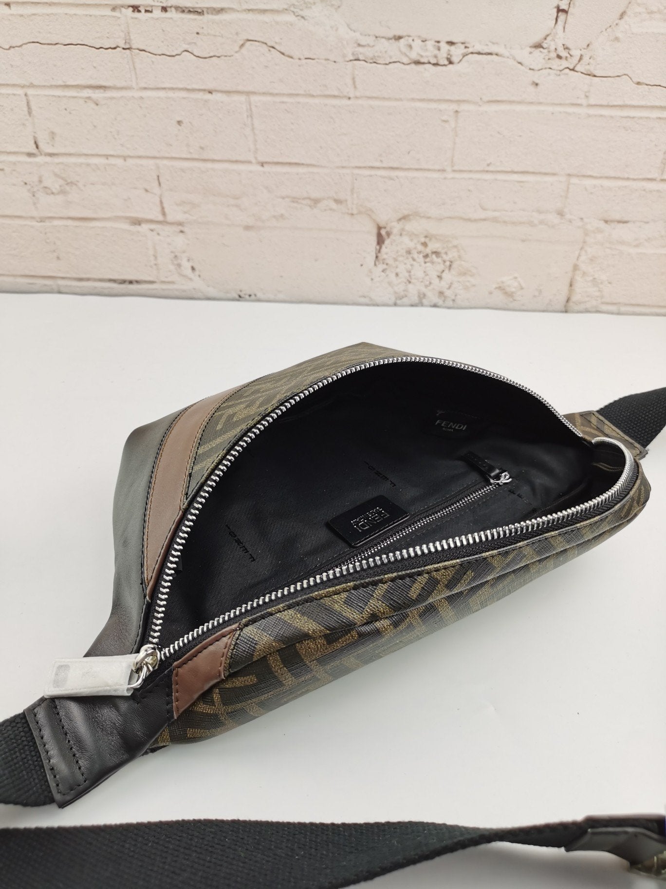Designer Handbags Fendi 170