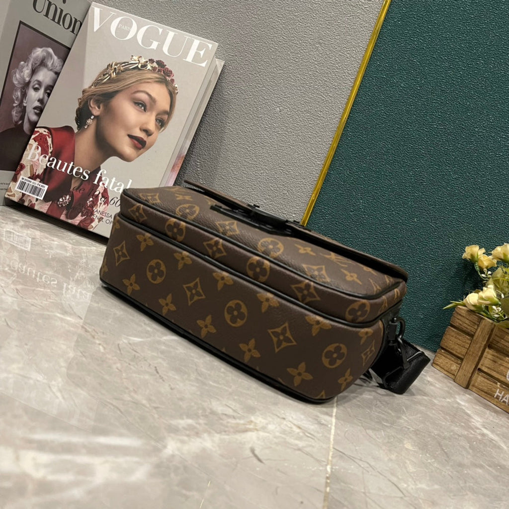 Luxury Bags Louis Vuitton  854