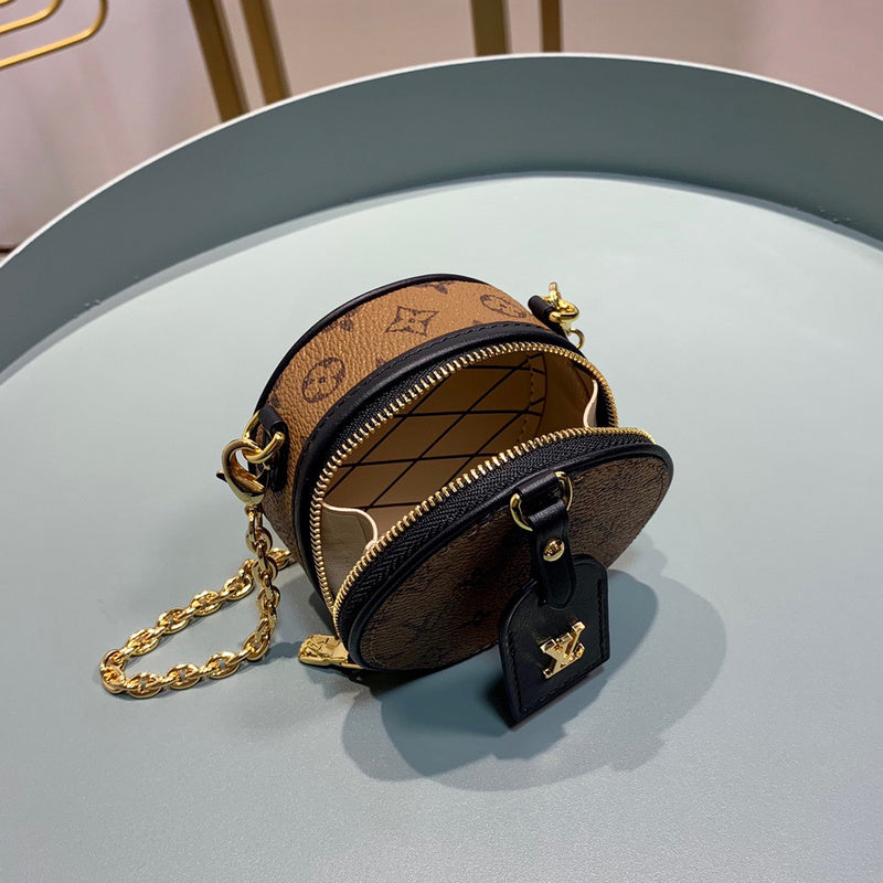 Louis Vuitton Luxury Bags 1883