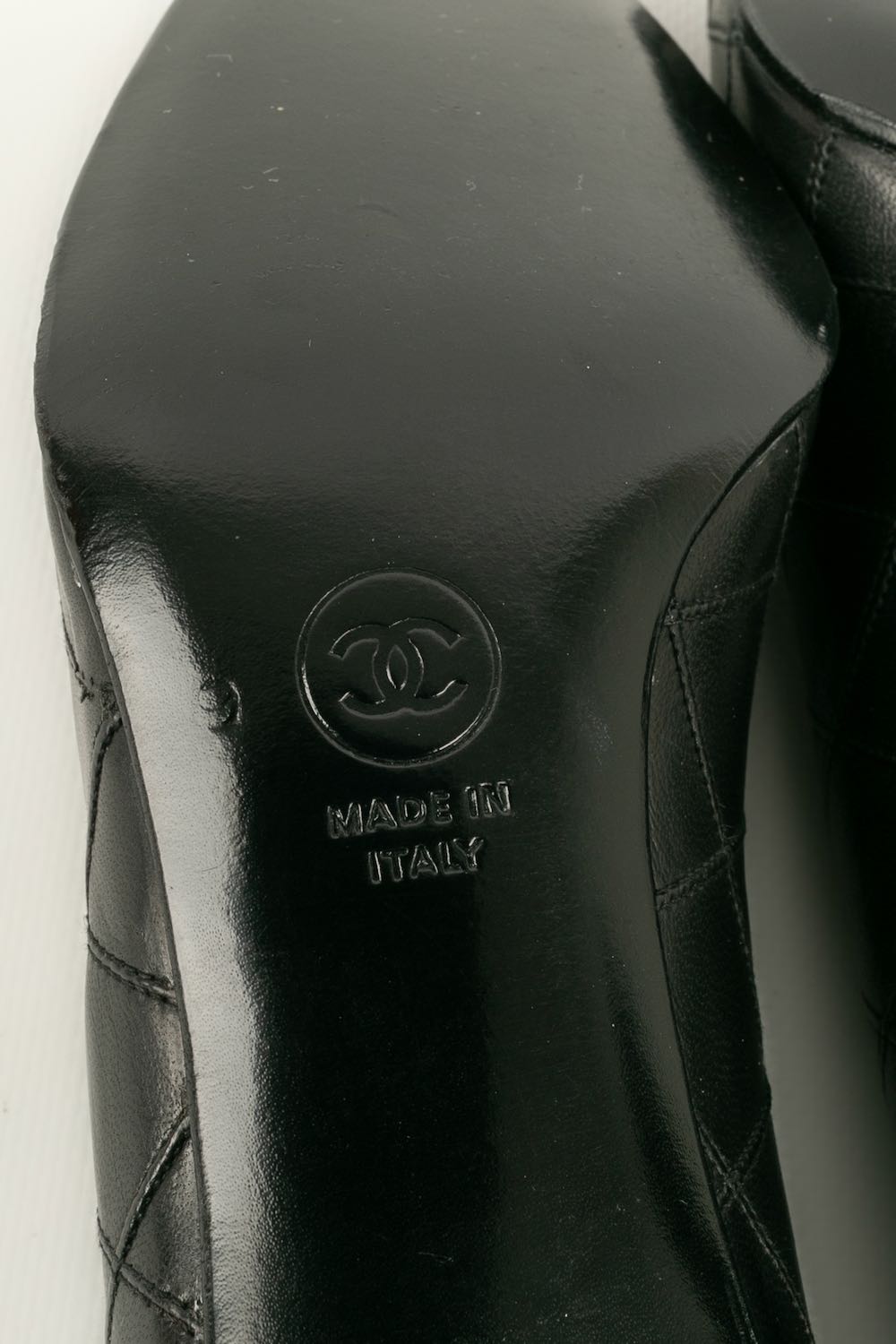Escarpins en cuir Chanel