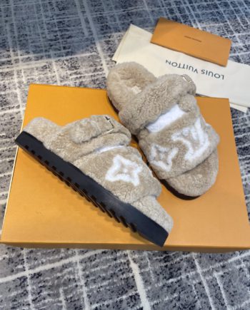 louis vuitton Women's Paseo Flat Comfort Mule Beige For Women LV