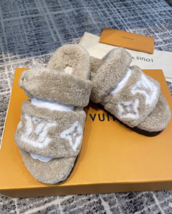 louis vuitton Women's Paseo Flat Comfort Mule Beige For Women LV