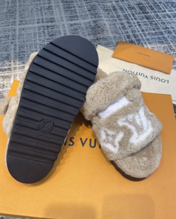 louis vuitton Women's Paseo Flat Comfort Mule Beige For Women LV