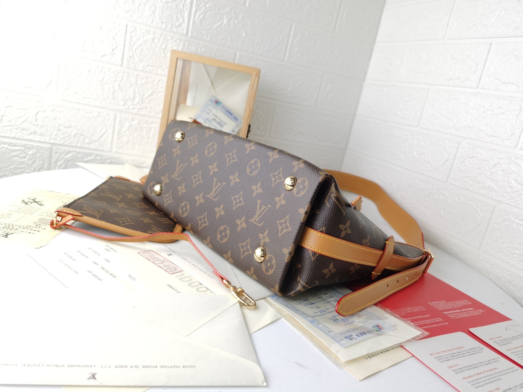 Designer Handbags louis vuitton 914
