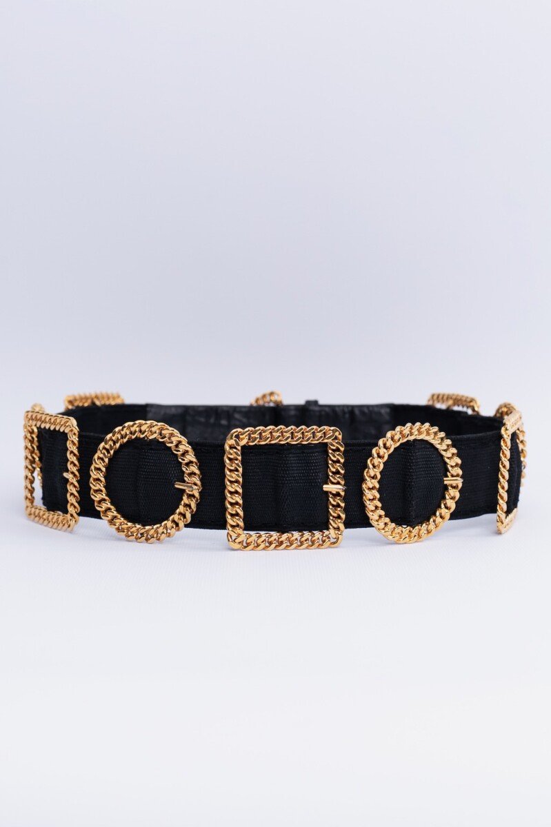 Ceinture noire et dorée Chanel