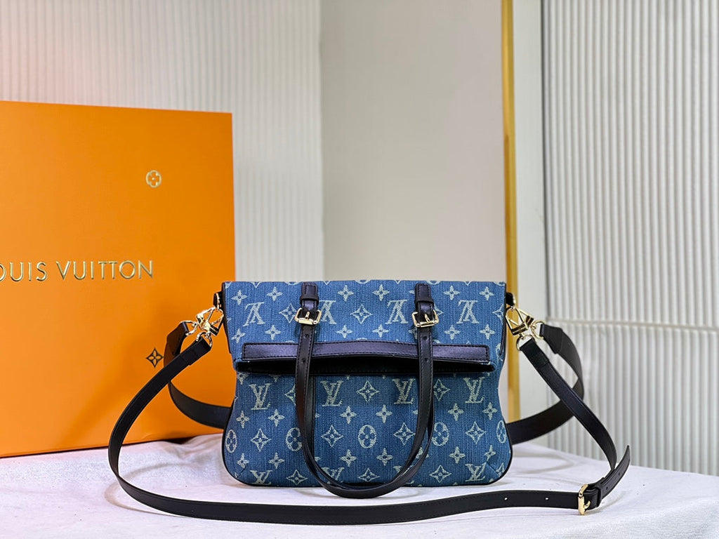 Luxury Bags Louis Vuitton  764