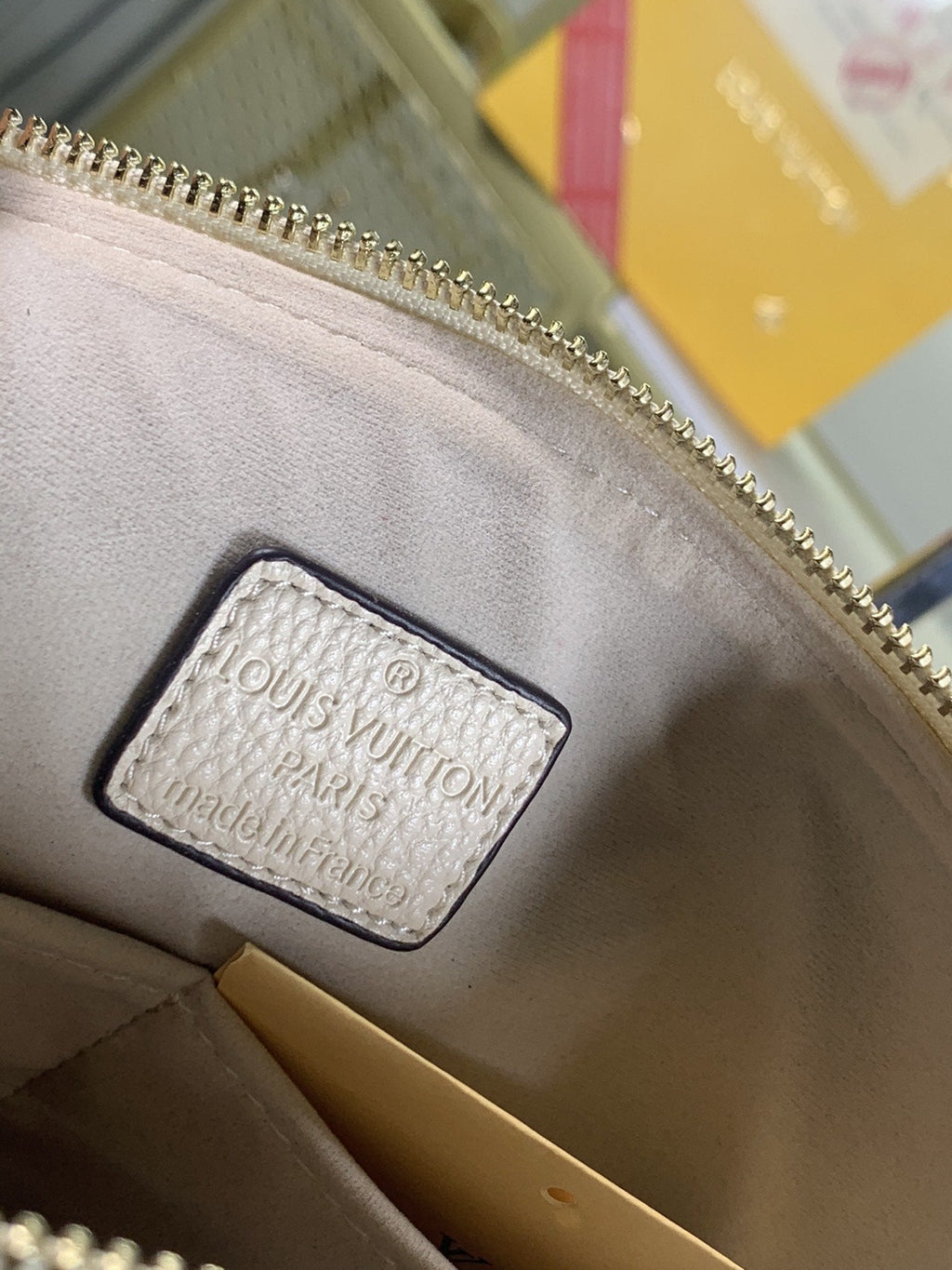 Designer Handbags louis vuitton 112