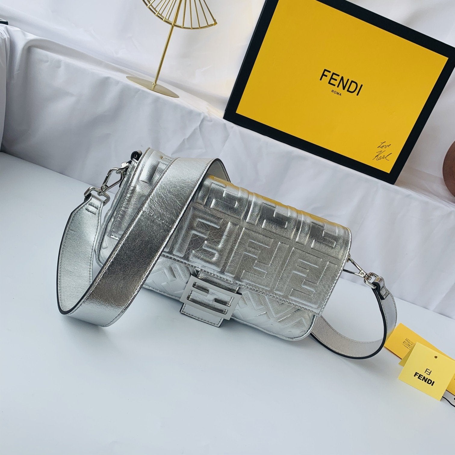 Designer Handbags Fendi 178