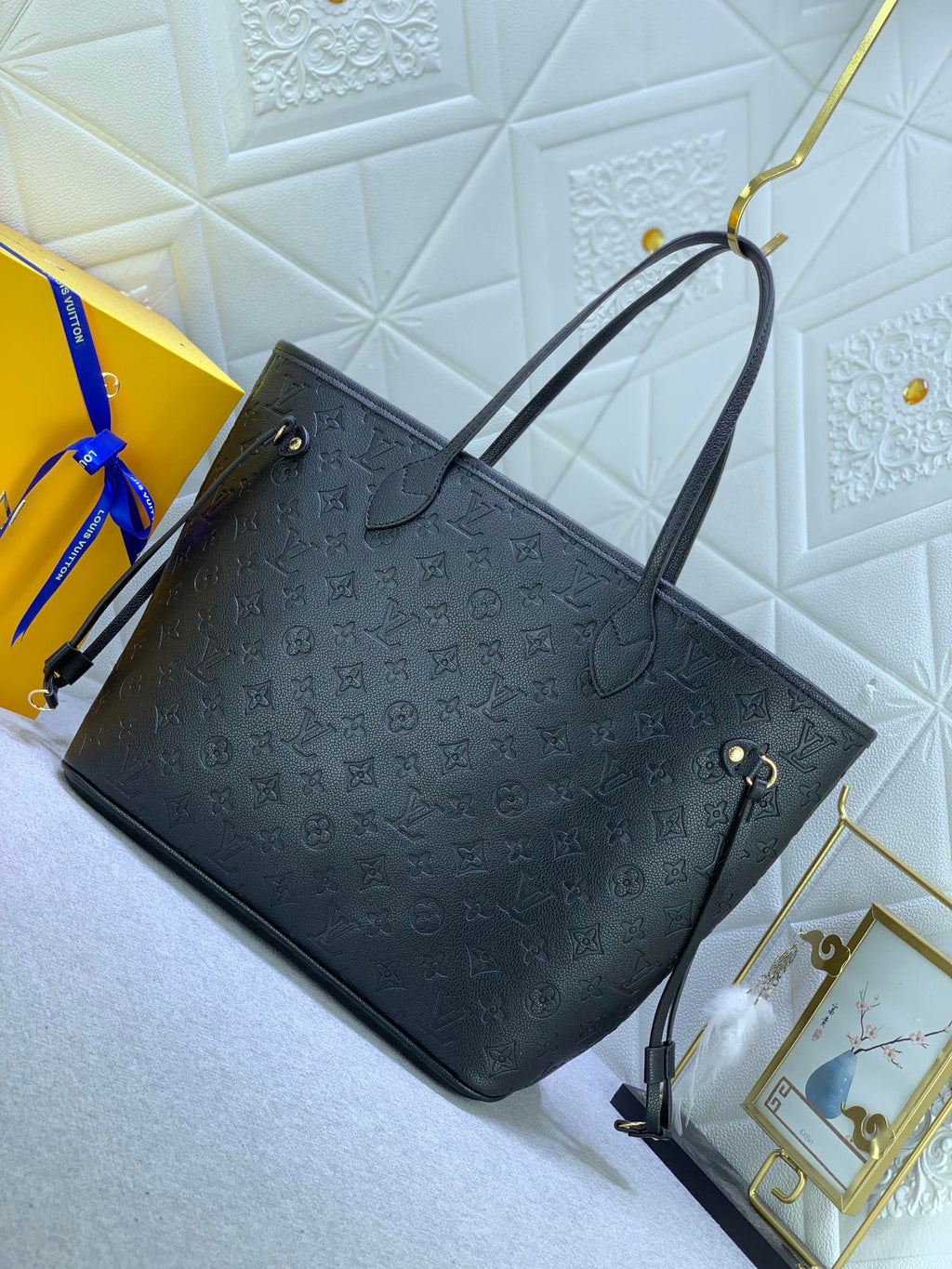 Luxury Bags Louis Vuitton  859