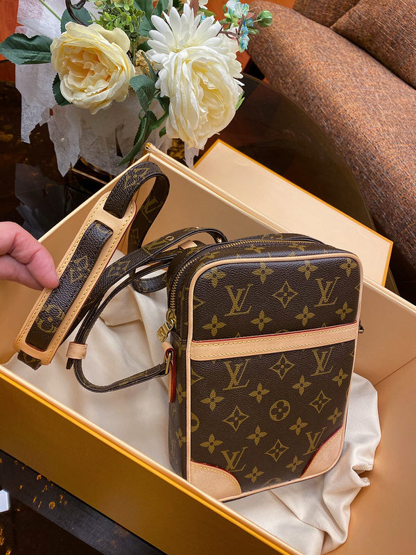 Louis Vuitton Luxury Bags 2601