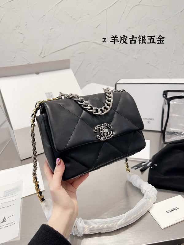 aura-bags - Chanel Bags - 6923