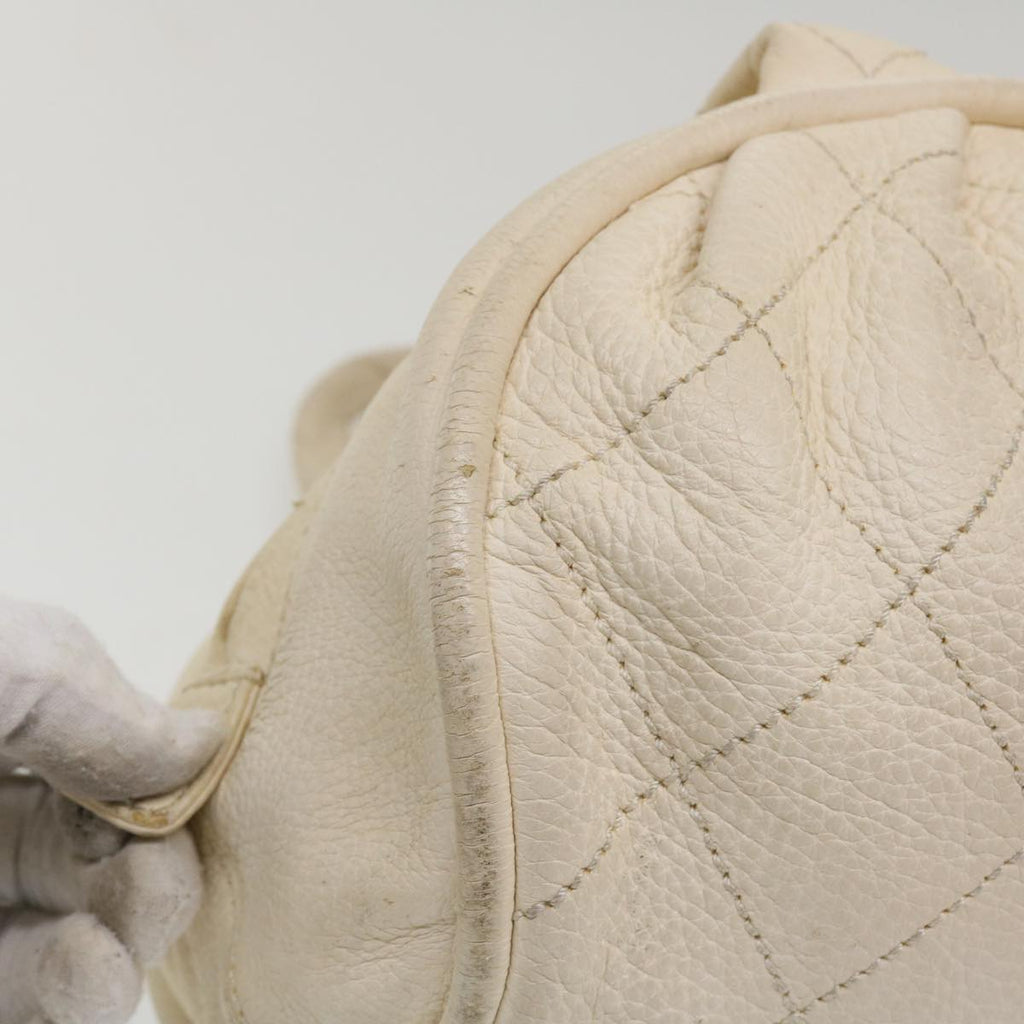CHANEL Hand Bag Caviar Skin White CC  bs4111