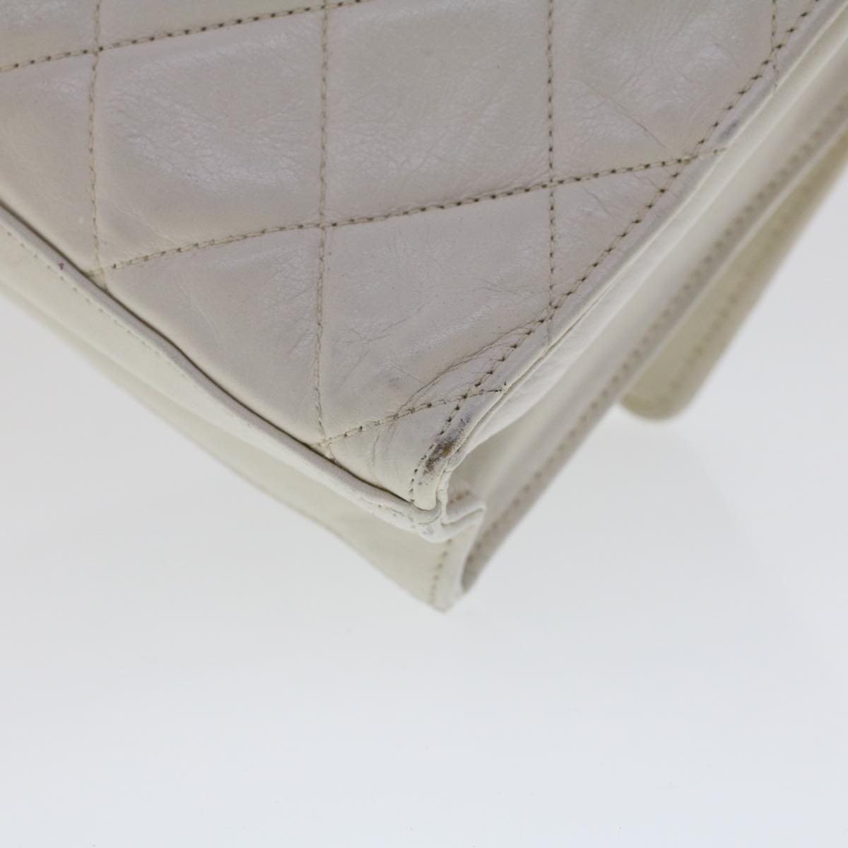 CHANEL Matelasse Circle Chain Shoulder Bag Lamb Skin White CC  bs5899