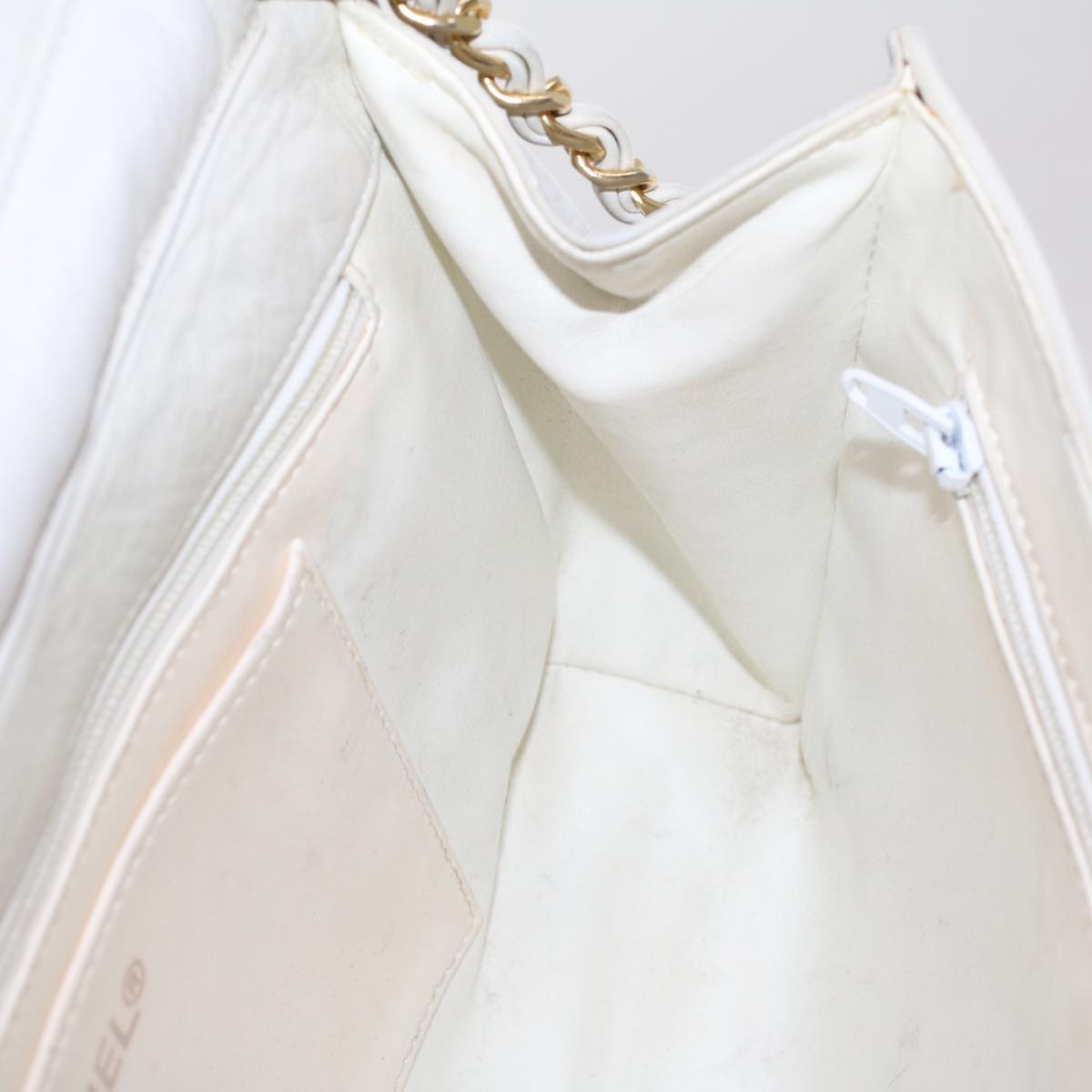 CHANEL Matelasse Circle Chain Shoulder Bag Lamb Skin White CC  bs5899
