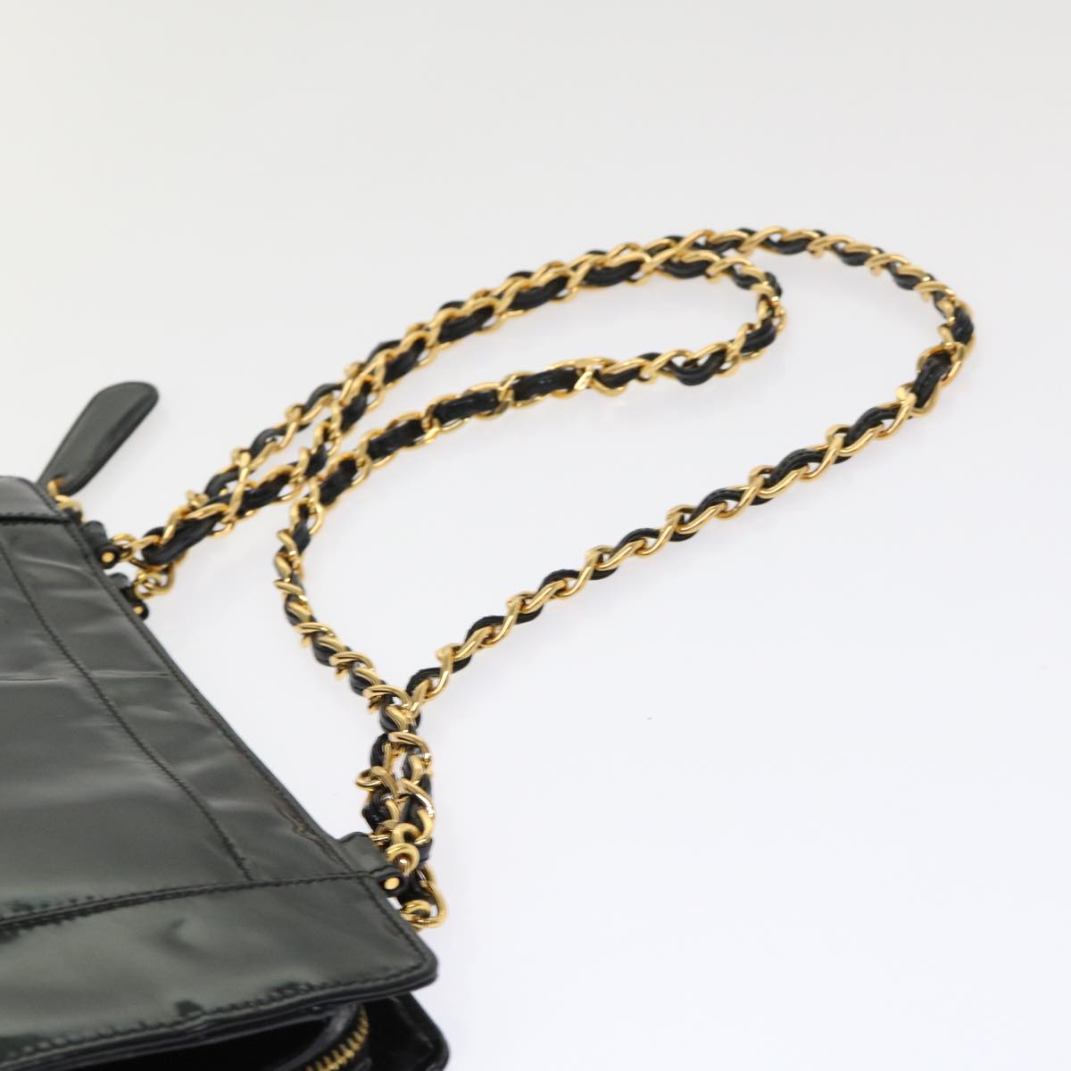 CHANEL Chain Shoulder Bag Patent leather Black CC  bs6435