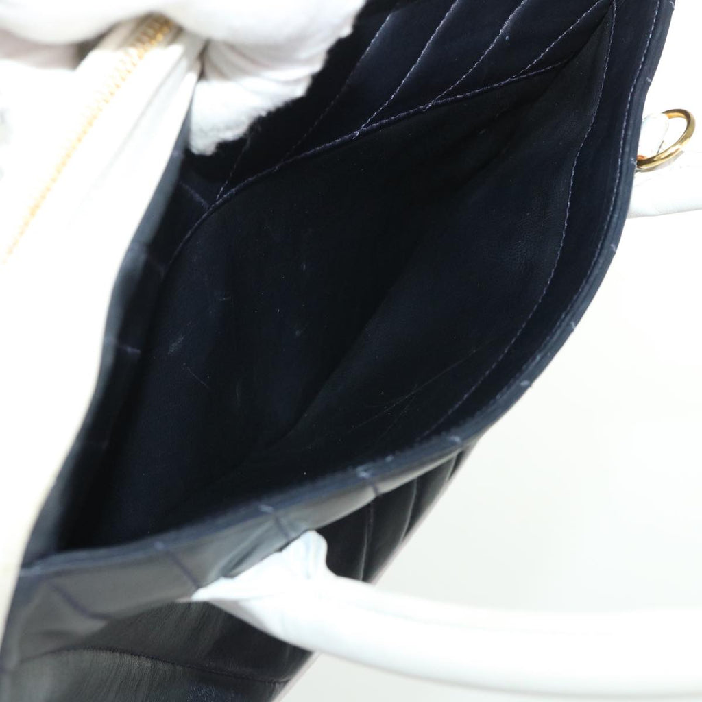 CHANEL V Stitch Hand Bag Lamb Skin White Black CC  bs6661
