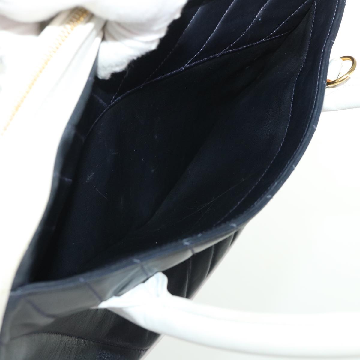 CHANEL V Stitch Hand Bag Lamb Skin White Black CC  bs6661