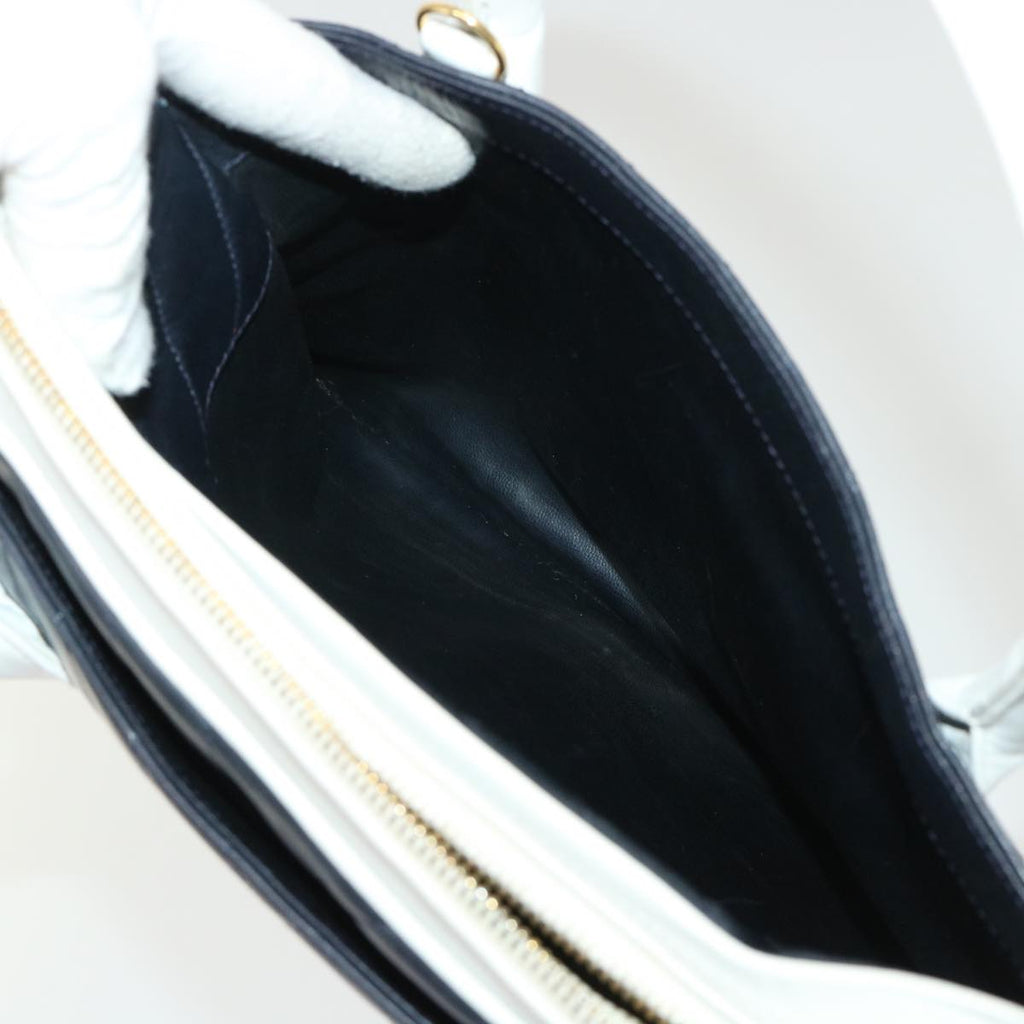 CHANEL V Stitch Hand Bag Lamb Skin White Black CC Auth bs6661