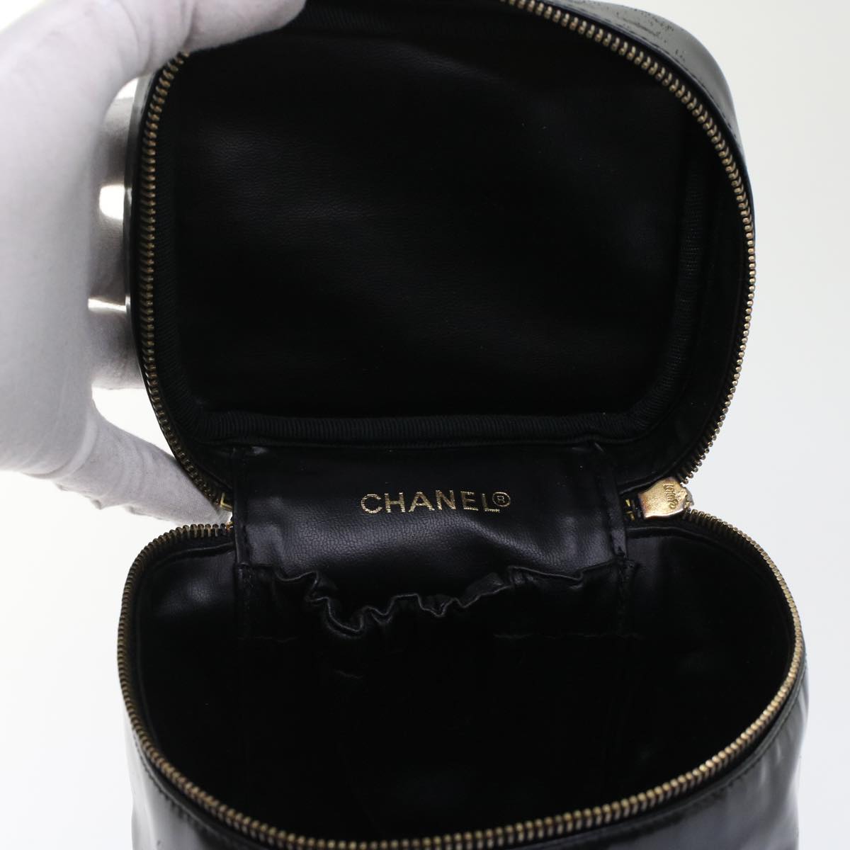 CHANEL Vanity Cosmetic Pouch Patent leather Black CC  bs6857
