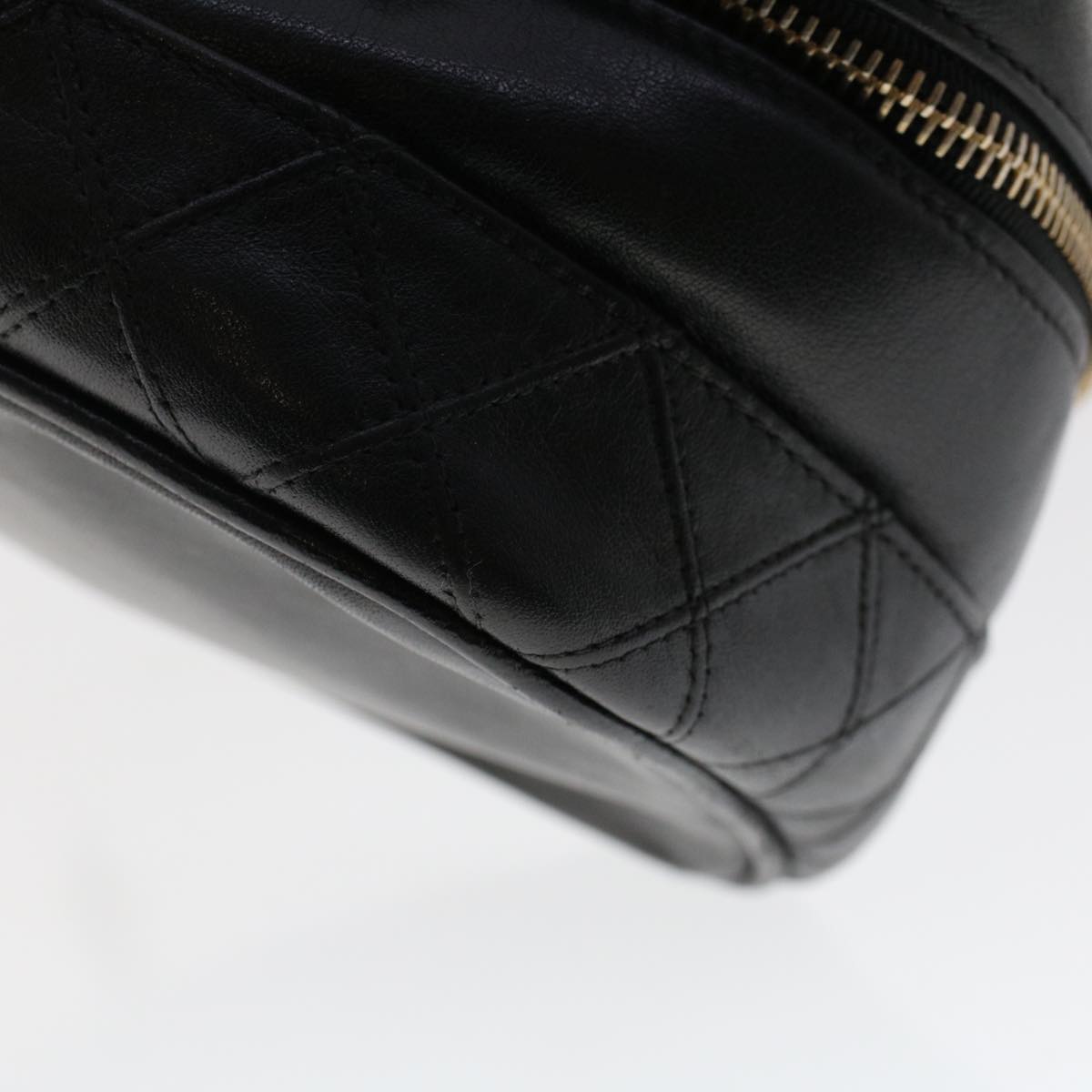 CHANEL Bicolole Vanity Cosmetic Pouch Leather Black CC Auth bs6921