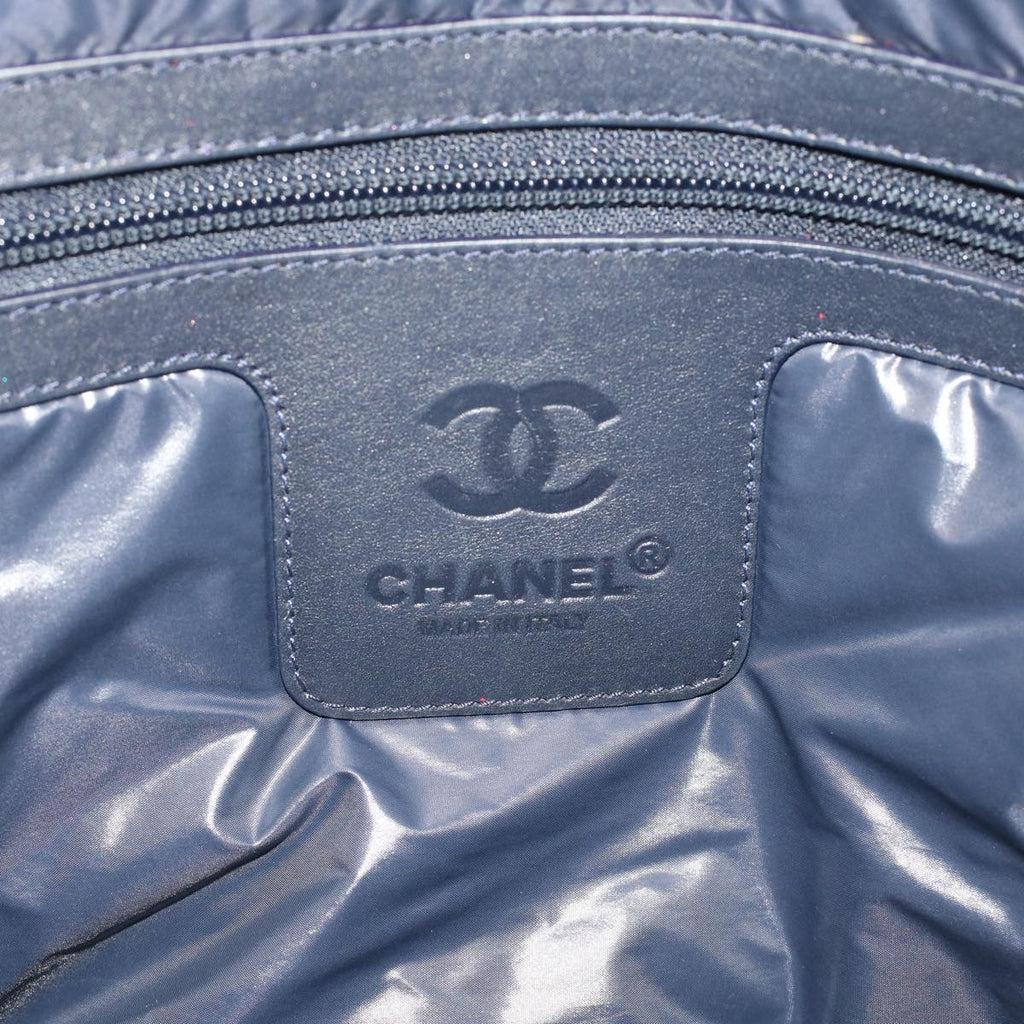 CHANEL Coco Cocoon Hand Bag Patent Leather White CC Auth bs6942