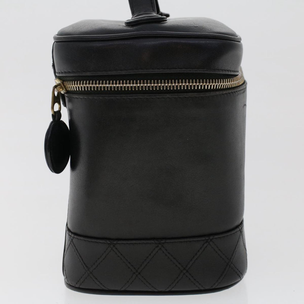 CHANEL Bicolole Vanity Cosmetic Pouch Leather Black CC  bs7241