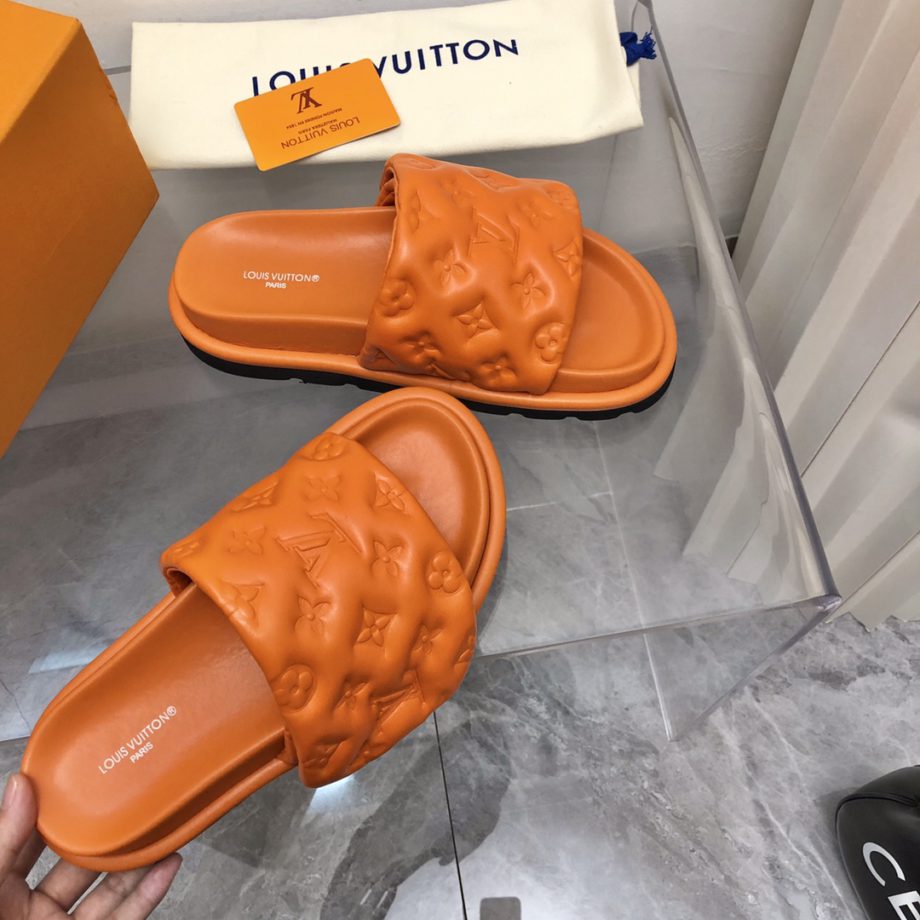 louis vuitton Women's Pool Pillow Flat Comfort Mule Orange For Women LV