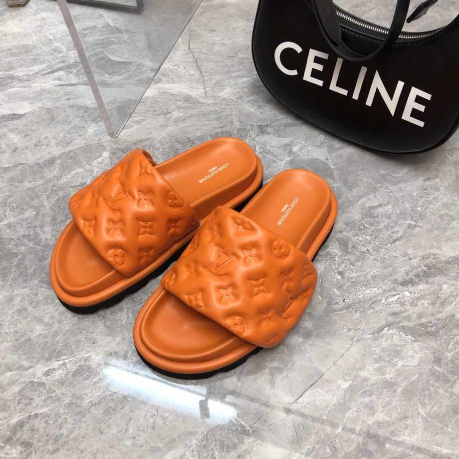 louis vuitton Women's Pool Pillow Flat Comfort Mule Orange For Women LV