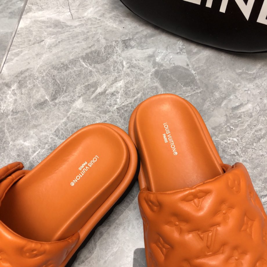 louis vuitton Women's Pool Pillow Flat Comfort Mule Orange For Women LV