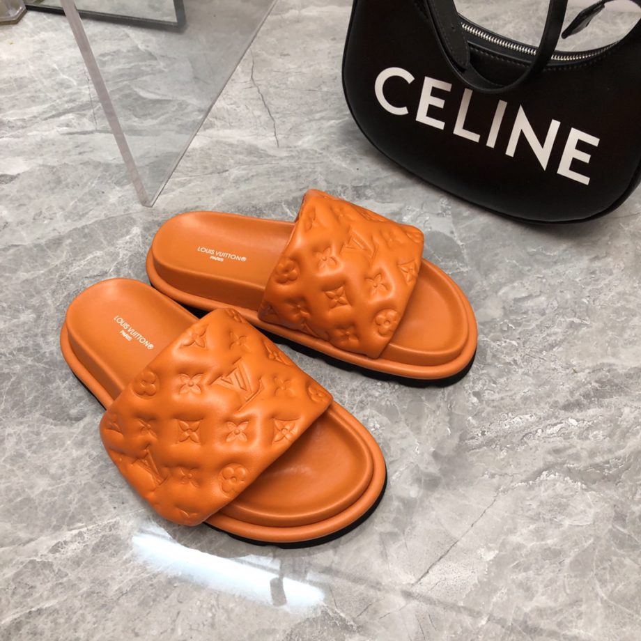 louis vuitton Women's Pool Pillow Flat Comfort Mule Orange For Women LV