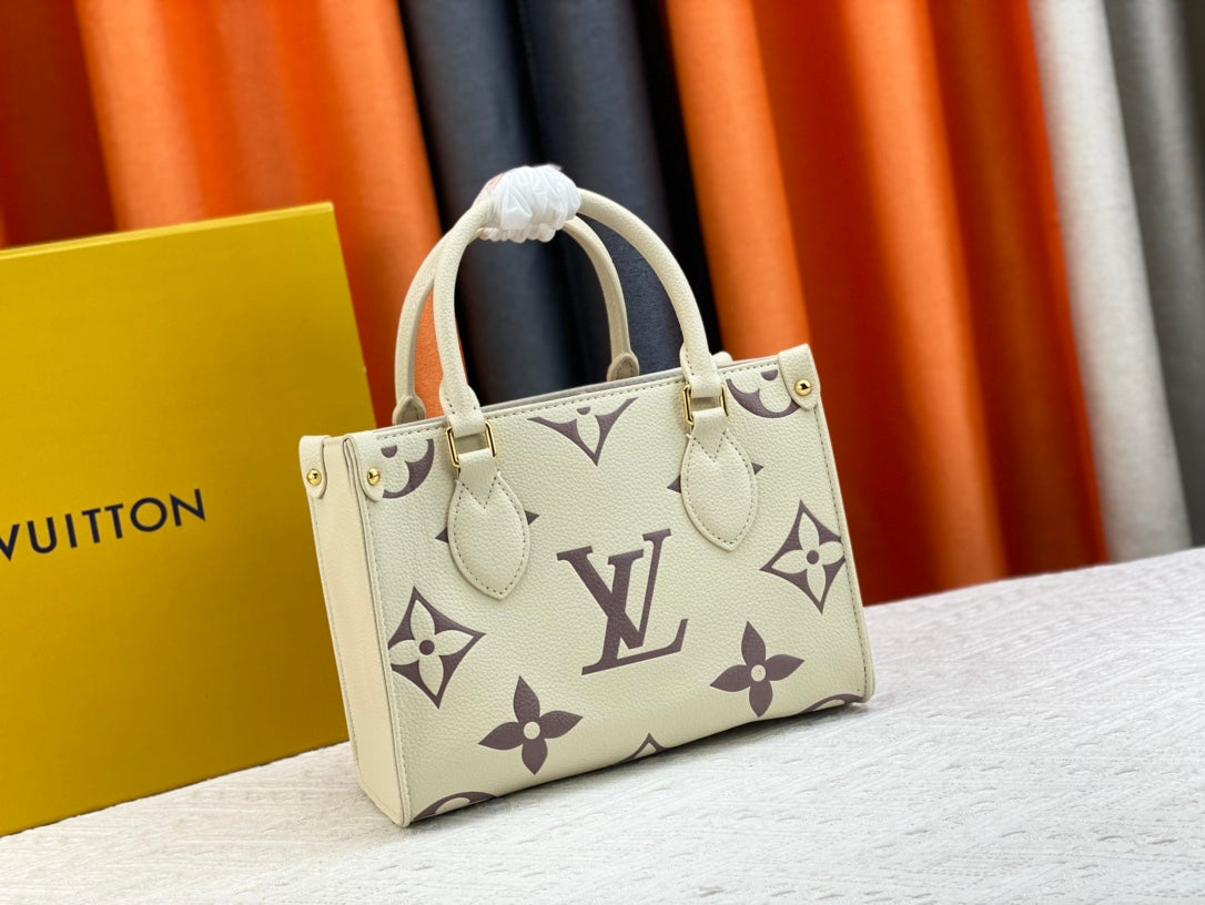 Luxury Bags Louis Vuitton  798