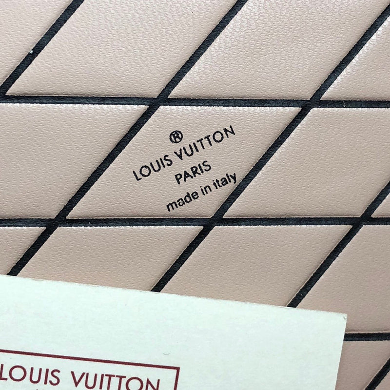 Louis Vuitton Luxury Bags 1942