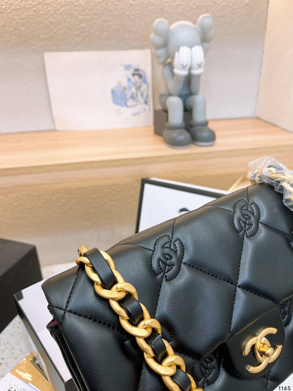 aura-bags - Chanel Bags - 7037