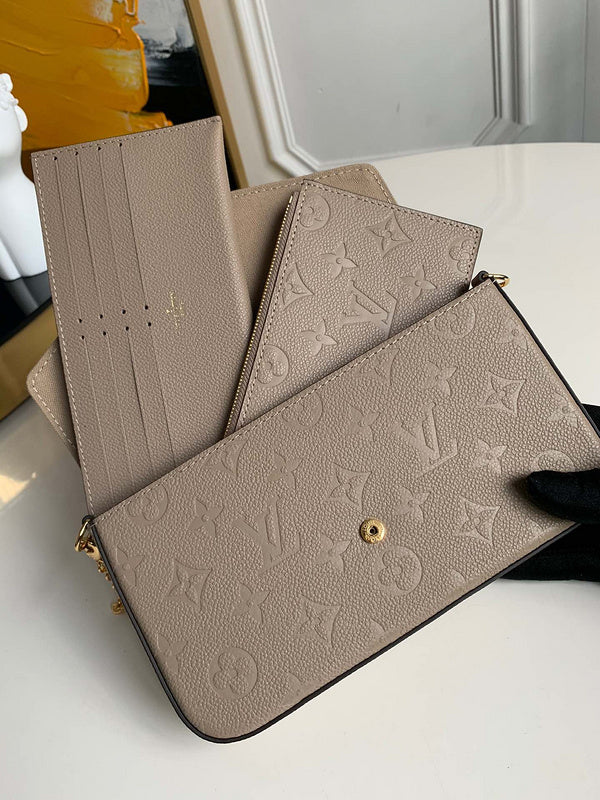 Louis Vuitton Luxury Bags 1819