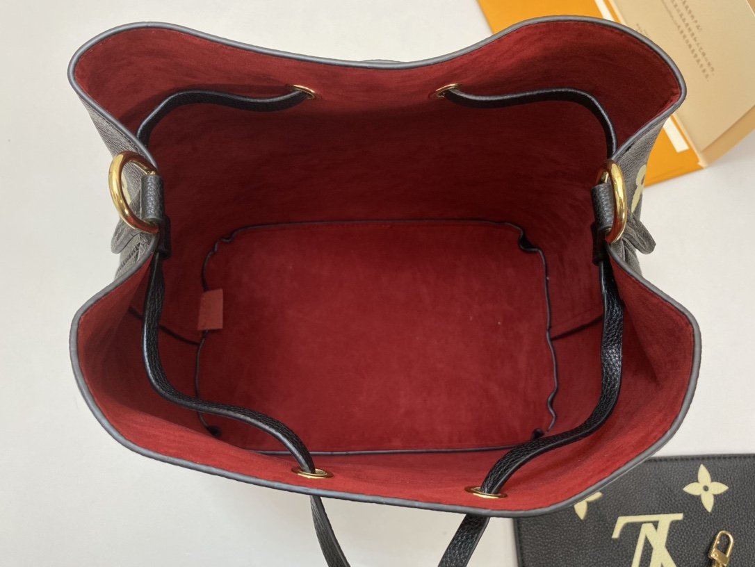 Designer Handbags Louis Vuitton 103