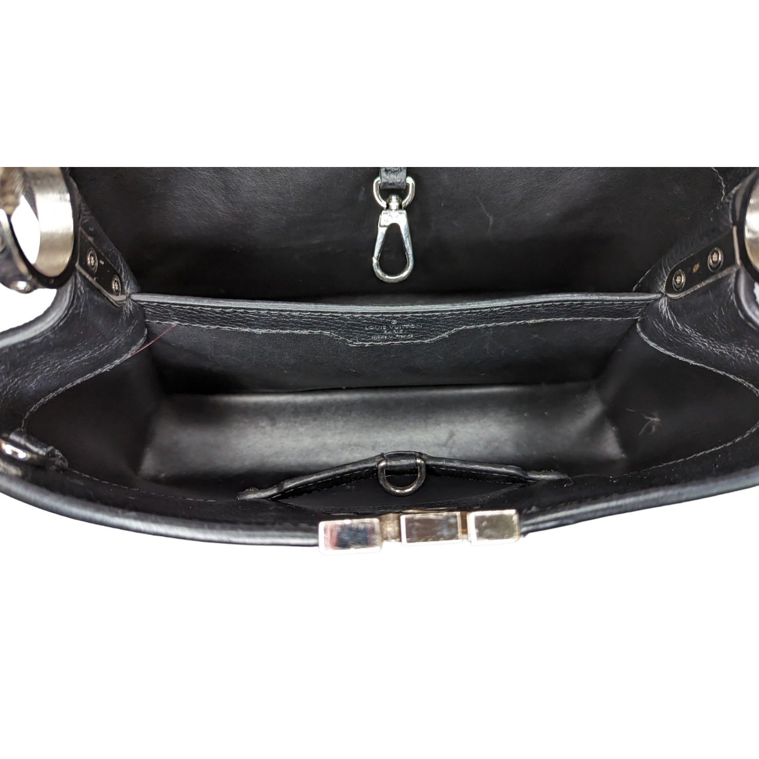 Louis Vuitton Taurillon Python Trim Capucines MM Satchel
