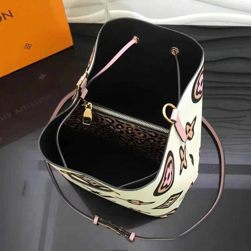 Louis Vuitton Luxury Bags 2559