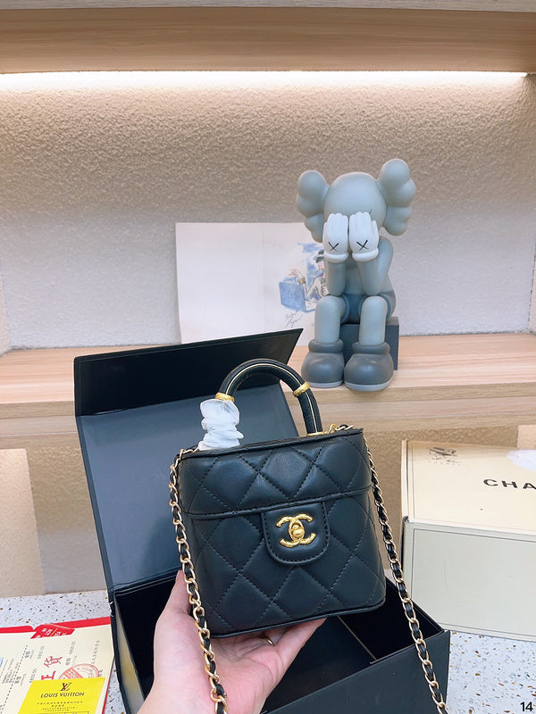 aura-bags - Chanel Bags - 6894