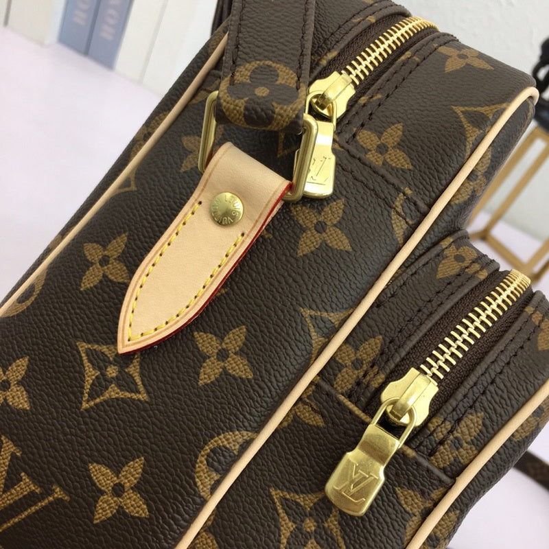 Louis Vuitton Luxury Bags 2052