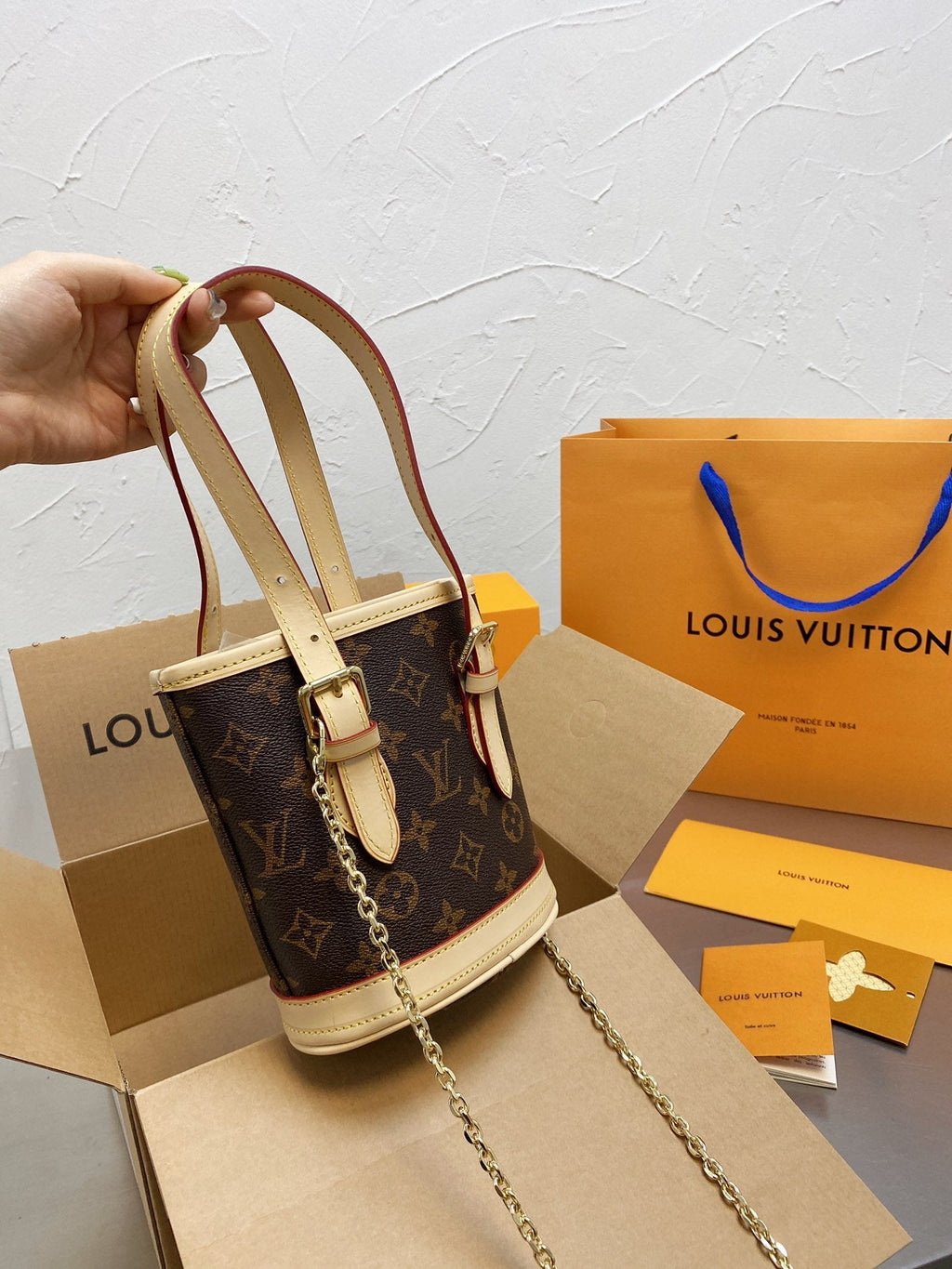 Designer Handbags louis vuitton 079