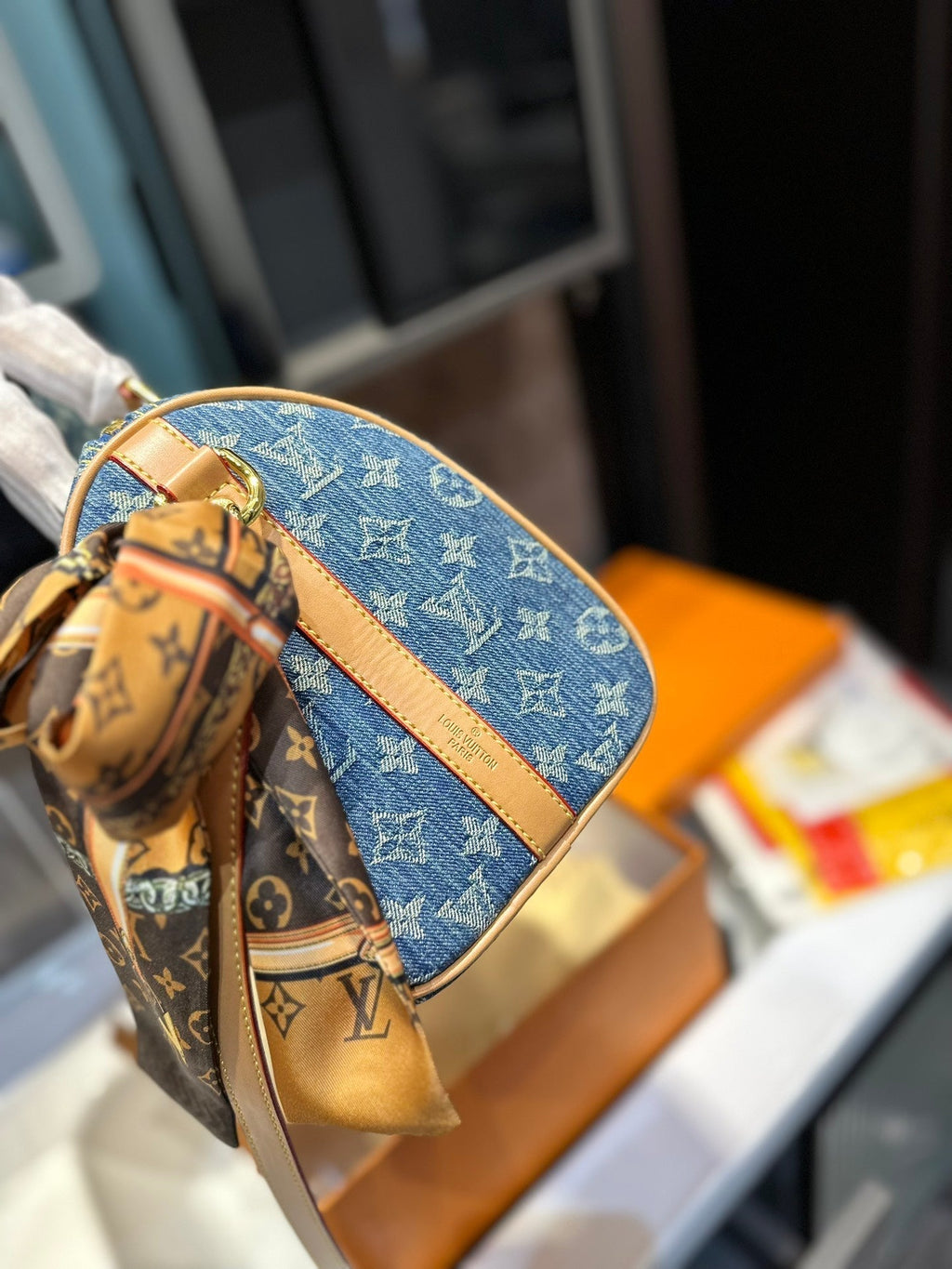 Luxury Bags Louis Vuitton  761